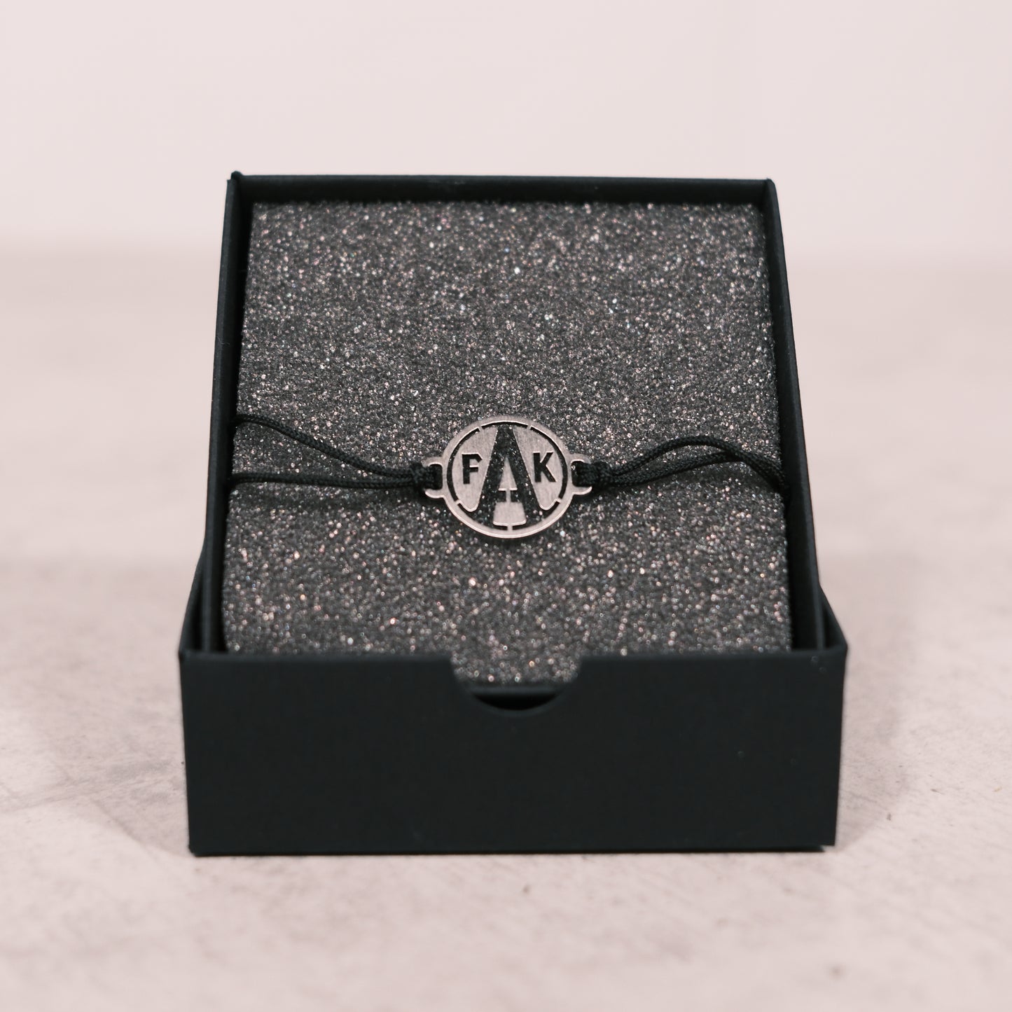 Armband Logo