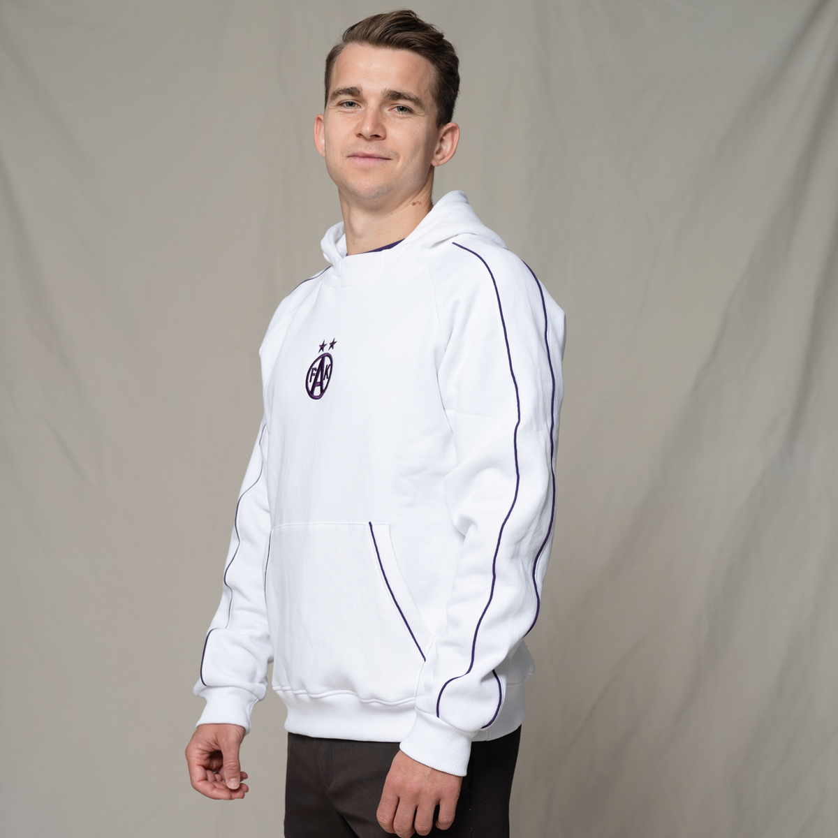Hoodie Classic weiß